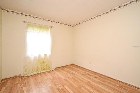 Villa ou maison à vendre à Kissimmee, Floride: 3 chambres, 151.52 m2 № 2400456 - photo 5