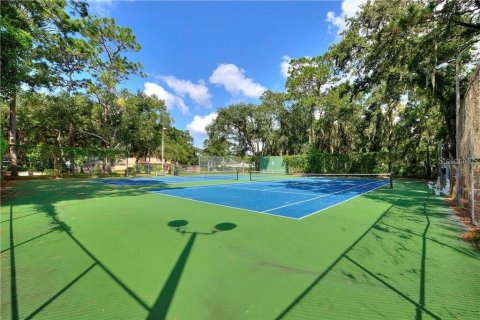 House in Altamonte Springs, Florida 4 bedrooms, 290.04 sq.m. № 2203010 - photo 20