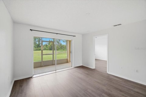 Apartment in Poinciana, Florida 3 bedrooms, 116.03 sq.m. № 2227337 - photo 3