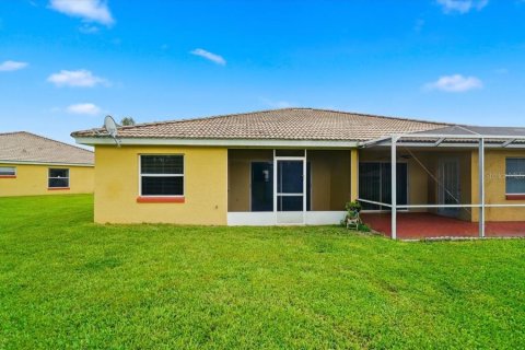 Apartment in Poinciana, Florida 3 bedrooms, 116.03 sq.m. № 2227337 - photo 15