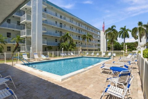 Copropriété à vendre à Lauderdale-by-the-Sea, Floride: 2 chambres, 109.62 m2 № 2404308 - photo 30