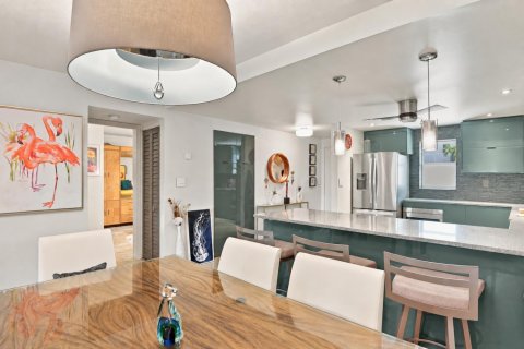 Copropriété à vendre à Lauderdale-by-the-Sea, Floride: 2 chambres, 109.62 m2 № 2404308 - photo 6