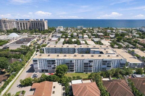 Condo à Lauderdale-by-the-Sea, Floride, 2 chambres  № 2404308
