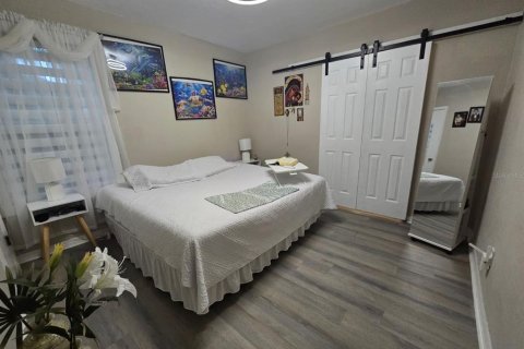 Villa ou maison à louer à Tampa, Floride: 3 chambres, 78.04 m2 № 2209236 - photo 6