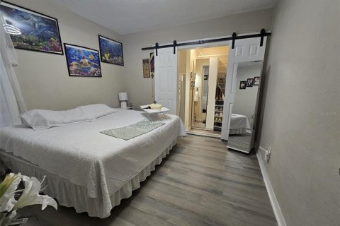 Villa ou maison à louer à Tampa, Floride: 3 chambres, 78.04 m2 № 2209236 - photo 4
