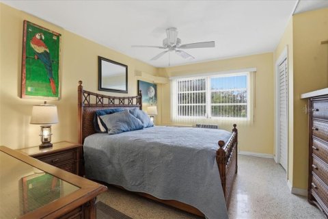 Condo in Clearwater, Florida, 1 bedroom  № 2210470 - photo 19