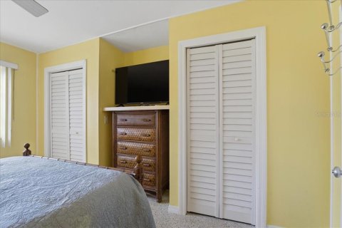 Condo in Clearwater, Florida, 1 bedroom  № 2210470 - photo 20