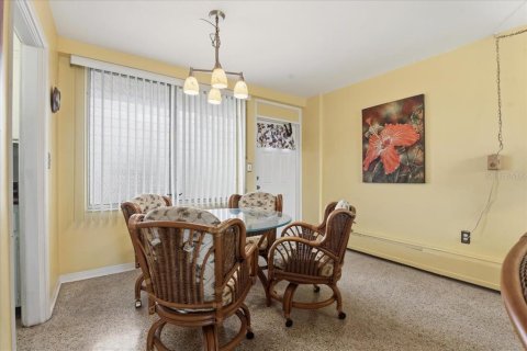 Condo in Clearwater, Florida, 1 bedroom  № 2210470 - photo 7