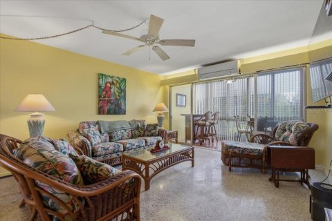 Condo in Clearwater, Florida, 1 bedroom  № 2210470 - photo 10