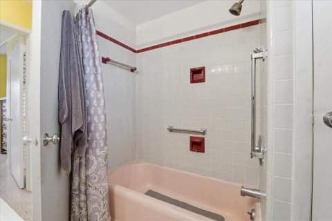 Condo in Clearwater, Florida, 1 bedroom  № 2210470 - photo 25