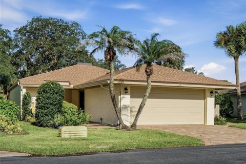 House in New Smyrna Beach, Florida 3 bedrooms, 166.85 sq.m. № 2227767