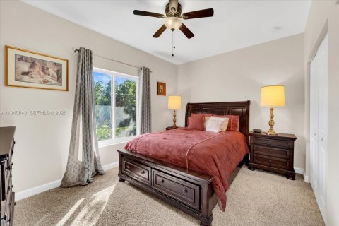 Casa en venta en Homestead, Florida, 4 dormitorios, 221.39 m2 № 2183093 - foto 20