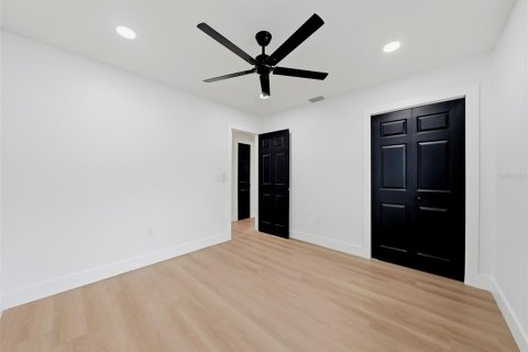 Villa ou maison à vendre à Saint Petersburg, Floride: 4 chambres, 120.4 m2 № 2354204 - photo 22