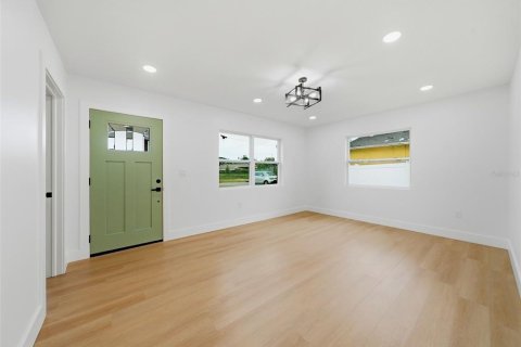 Villa ou maison à vendre à Saint Petersburg, Floride: 4 chambres, 120.4 m2 № 2354204 - photo 7