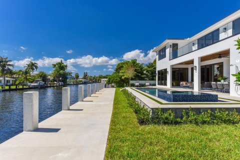 House in Fort Lauderdale, Florida 5 bedrooms, 480.77 sq.m. № 2428318 - photo 29