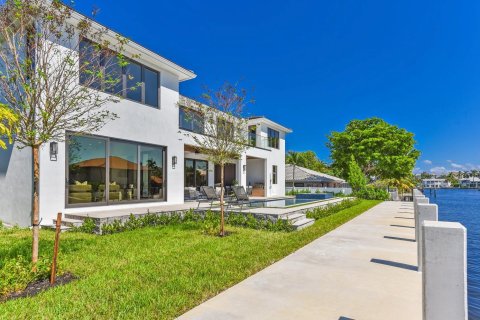 House in Fort Lauderdale, Florida 5 bedrooms, 480.77 sq.m. № 2428318 - photo 28