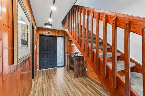 Villa ou maison à vendre à Deerfield Beach, Floride: 2 chambres, 159.61 m2 № 2244159 - photo 3