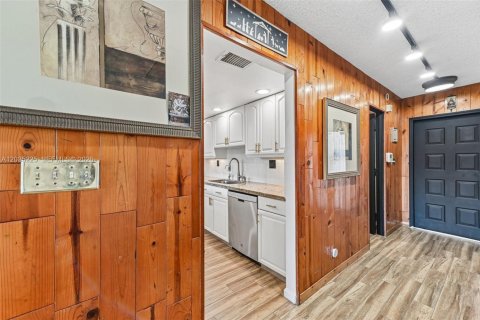 Villa ou maison à vendre à Deerfield Beach, Floride: 2 chambres, 159.61 m2 № 2244159 - photo 4