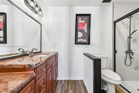 Villa ou maison à vendre à Deerfield Beach, Floride: 2 chambres, 159.61 m2 № 2244159 - photo 22