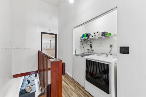 Villa ou maison à vendre à Deerfield Beach, Floride: 2 chambres, 159.61 m2 № 2244159 - photo 16