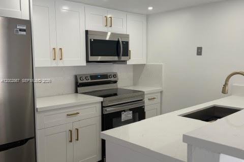Townhouse in Miami, Florida 2 bedrooms, 92.9 sq.m. № 2066305 - photo 4