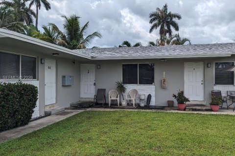 Appartement à Hollywood, Floride 2 chambres, 316.7 m2 № 2180826