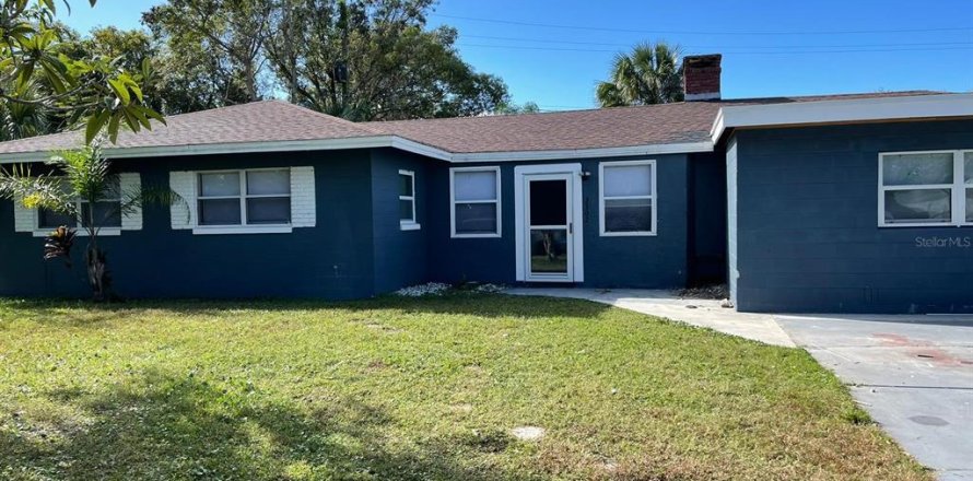 Villa ou maison à Orlando, Floride 5 chambres, 211.72 m2 № 2092234
