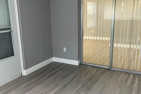 Villa ou maison à vendre à Orlando, Floride: 5 chambres, 211.72 m2 № 2092234 - photo 13
