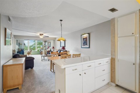 Condominio en venta en South Pasadena, Florida, 2 dormitorios, 92.44 m2 № 1905479 - foto 22