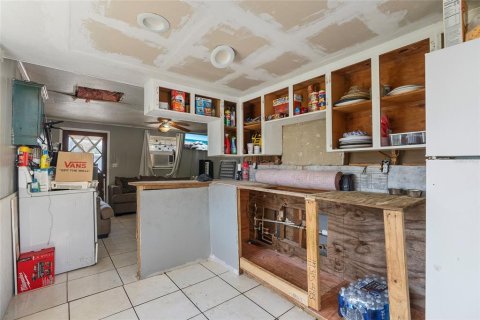 House in Valrico, Florida 2 bedrooms, 59.09 sq.m. № 1745307 - photo 6