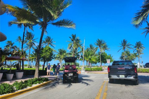 Copropriété à louer à Miami Beach, Floride: 1 chambre, 69.86 m2 № 1984333 - photo 18