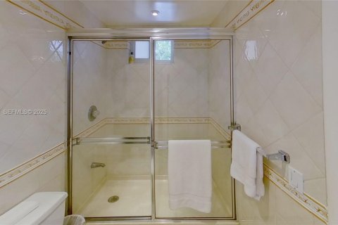 Copropriété à louer à Miami Beach, Floride: 1 chambre, 69.86 m2 № 1984333 - photo 4