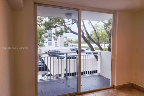 Copropriété à louer à Miami Beach, Floride: 1 chambre, 69.86 m2 № 1984333 - photo 9