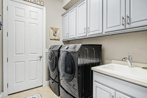 Villa ou maison à vendre à Bradenton, Floride: 4 chambres, 208.94 m2 № 2121818 - photo 22