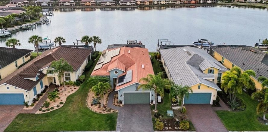 Villa ou maison à Bradenton, Floride 4 chambres, 208.94 m2 № 2121818