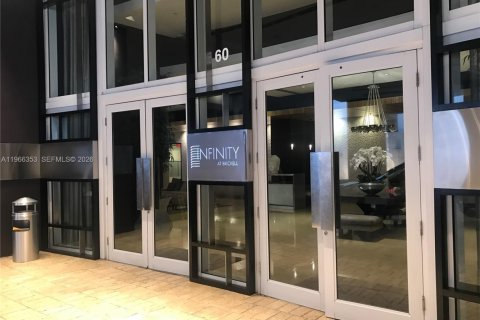 Condominio en alquiler en Miami, Florida, 1 dormitorio, 54.35 m2 № 2028135 - foto 2