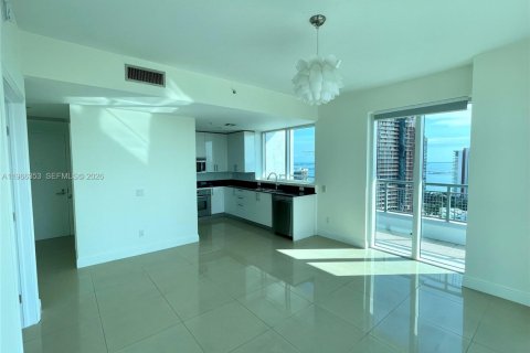 Condominio en alquiler en Miami, Florida, 1 dormitorio, 54.35 m2 № 2028135 - foto 18