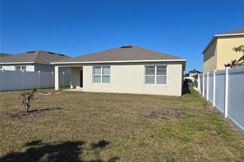 House in Winter Haven, Florida 4 bedrooms, 171.96 sq.m. № 1816275 - photo 9