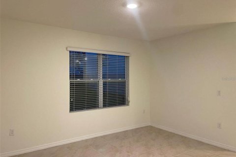 House in Winter Haven, Florida 4 bedrooms, 171.96 sq.m. № 1816275 - photo 6