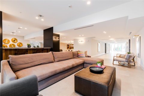 Casa en alquiler en Hialeah, Florida № 2033200 - foto 16