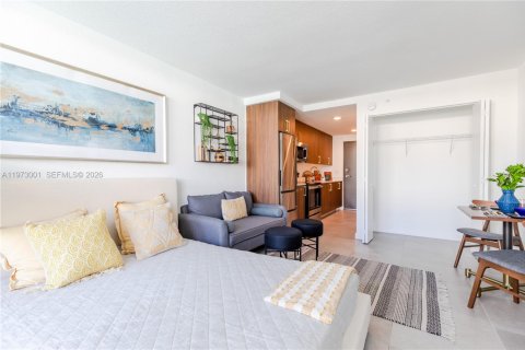 Studio in Hialeah, Florida № 2033200