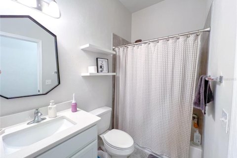 Casa en alquiler en Gainesville, Florida, 3 dormitorios, 182.65 m2 № 1675416 - foto 9