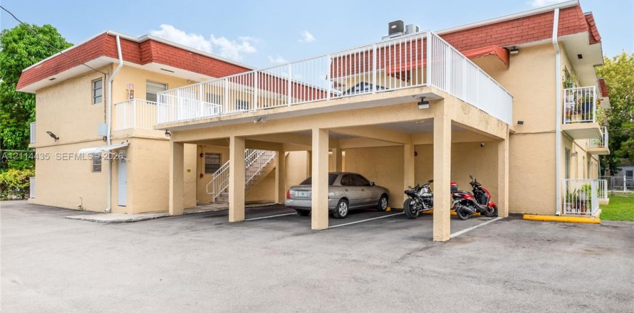 Appartement à Miami, Floride 2 chambres, 74.32 m2 № 2435623
