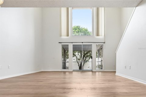 Condo in Altamonte Springs, Florida, 1 bedroom  № 2119064 - photo 17