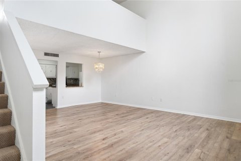Condo in Altamonte Springs, Florida, 1 bedroom  № 2119064 - photo 9