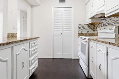 Condo in Altamonte Springs, Florida, 1 bedroom  № 2119064 - photo 7