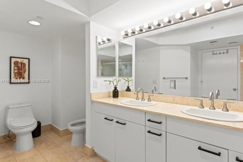 Copropriété à vendre à Aventura, Floride: 2 chambres, 139.82 m2 № 1874376 - photo 26