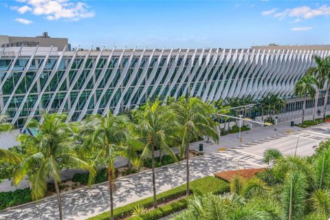 Copropriété à vendre à Miami Beach, Floride: 2 chambres, 82.68 m2 № 2016457 - photo 29