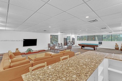 Copropriété à vendre à Miami Beach, Floride: 2 chambres, 82.68 m2 № 2016457 - photo 27