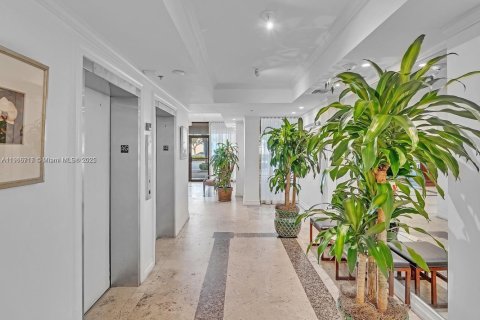 Copropriété à vendre à Miami Beach, Floride: 2 chambres, 82.68 m2 № 2016457 - photo 7